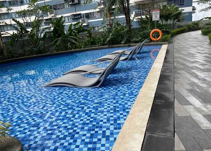 Lady Diana Mirror Mirror Penthouse Makati Gym Swim Park Manila